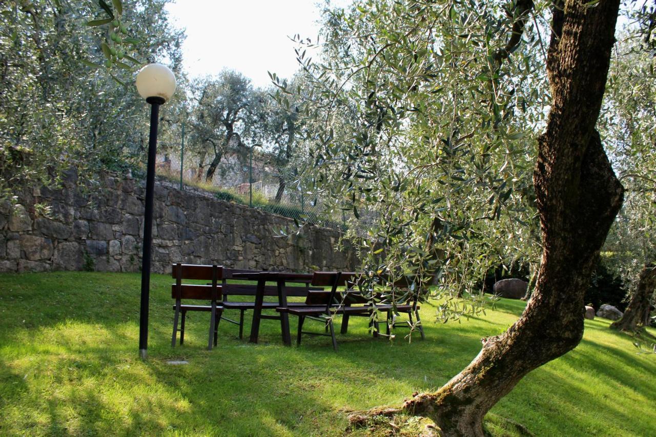 Appartamento Venzo Brenzone sul Garda Exterior foto