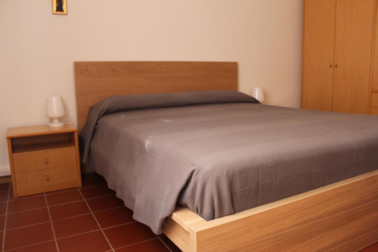 Appartamento Venzo Brenzone sul Garda Exterior foto