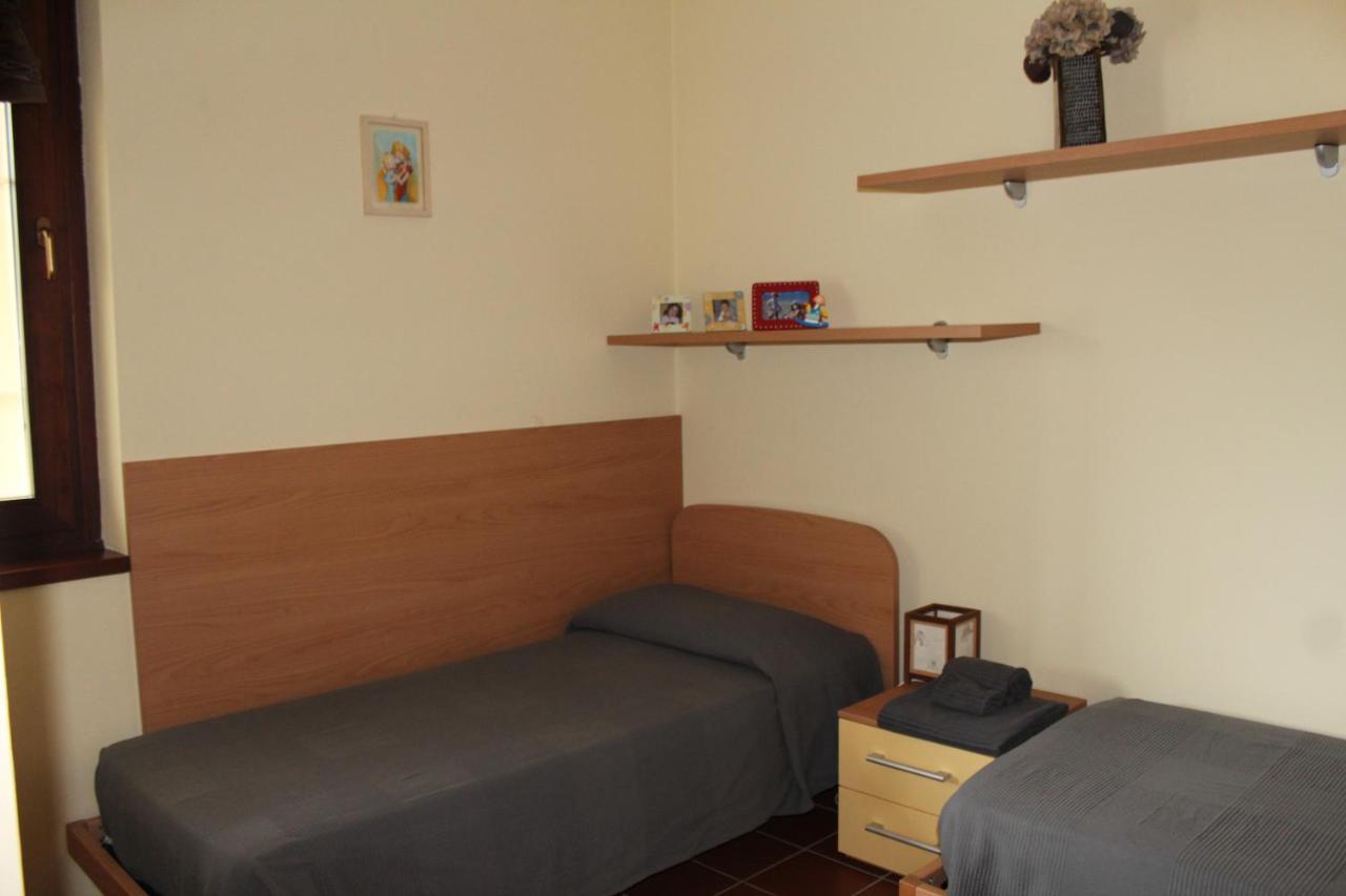 Appartamento Venzo Brenzone sul Garda Exterior foto