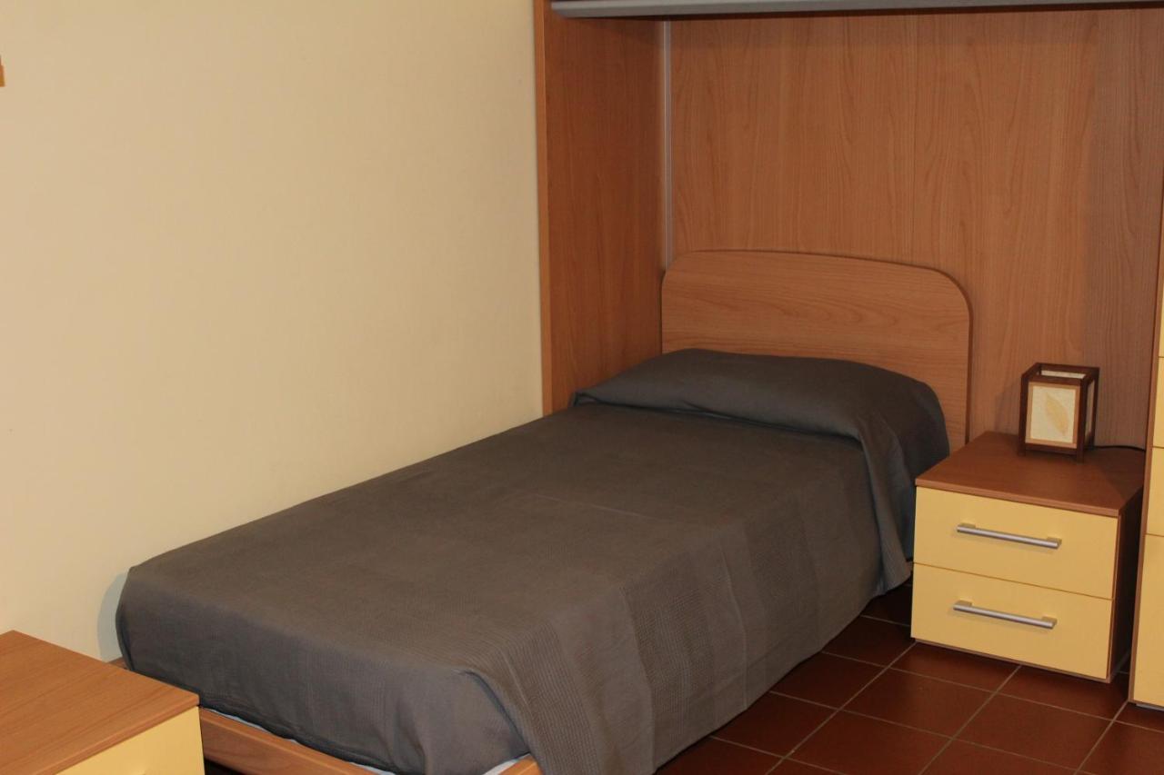 Appartamento Venzo Brenzone sul Garda Exterior foto
